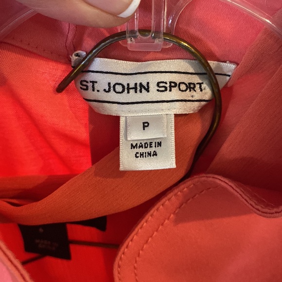 Beautiful 4 Piece St John Sport Pant Suit Size P 🧡 - Picture 6 of 16